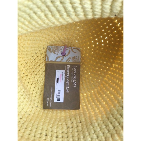 Crocheted Handmade Creation Hat Teen and women New - Picture 9 of 12